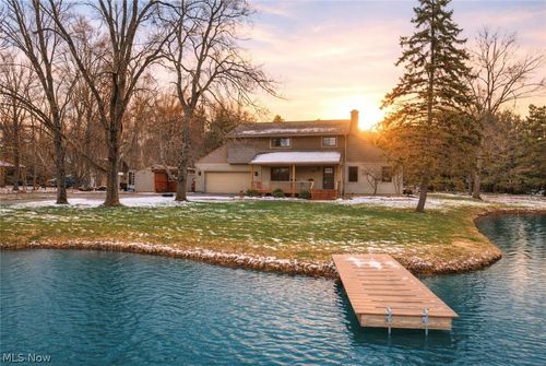 23760 Emmons Rd, Columbia Station, OH, 44028-9471 | Card Image