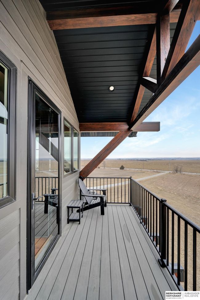 1015 E Rd, House other with 4 bedrooms, 4 bathrooms and 2 parking in Palmyra NE | Image 66