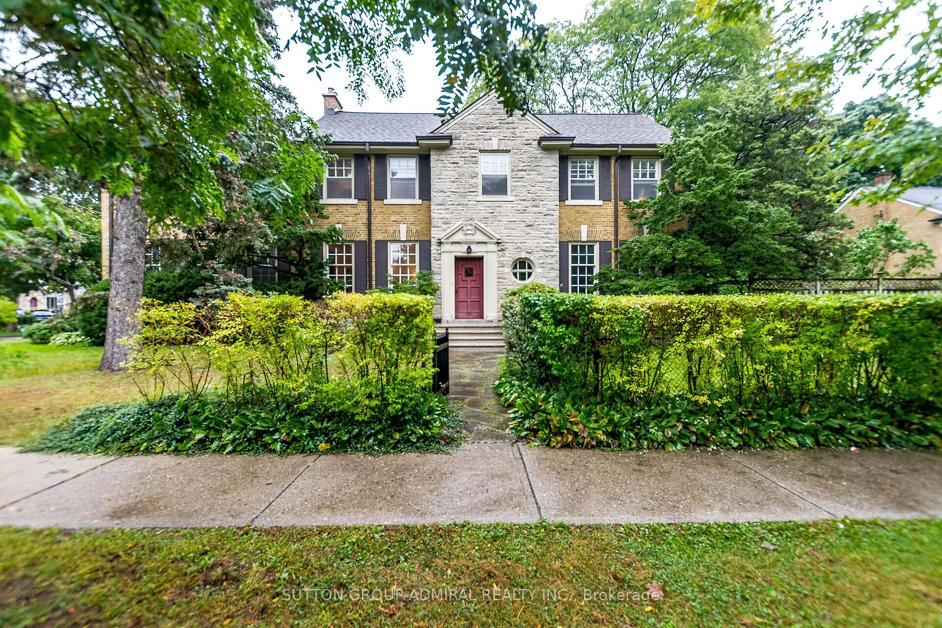 987 Royal York Rd, For Sale in Etobicoke Zoocasa