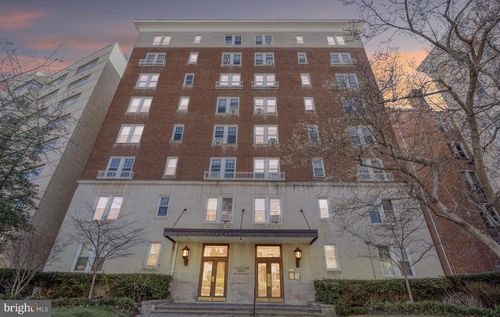 apt-112-1954 Columbia Rd Nw, WASHINGTON, DC, 20009-5032 | Card Image