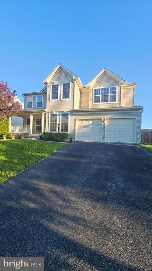 233 Mackenzie Ln, STEPHENSON, VA, 22656-2218 | Card Image