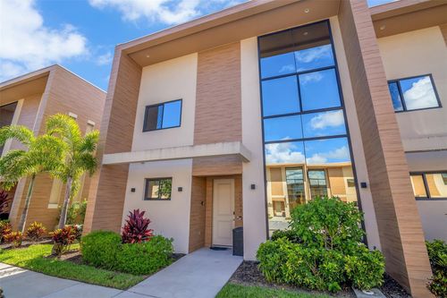 7567 Brooklyn Dr, KISSIMMEE, FL, 34747 | Card Image