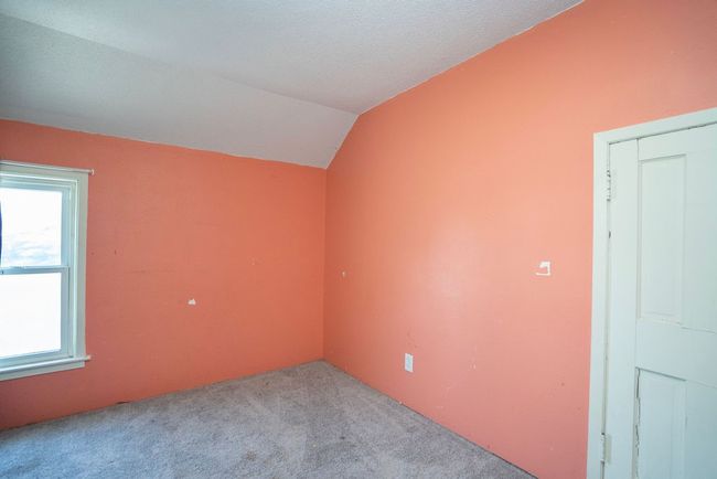 1209 Spencer St, Home with 2 bedrooms, 1 bathrooms and null parking in Grinnell IA | Image 16