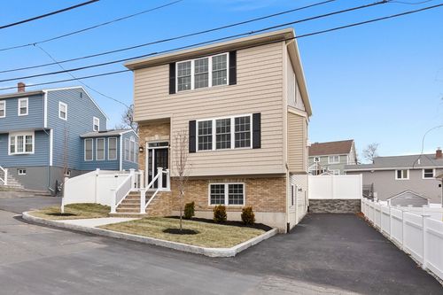 35 Liberty Ave, Revere, MA, 02151-1125 | Card Image