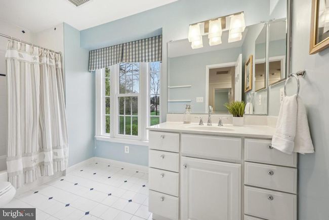 2912 Oakton Ridge Cir, House other with 5 bedrooms, 4 bathrooms and null parking in OAKTON VA | Image 41