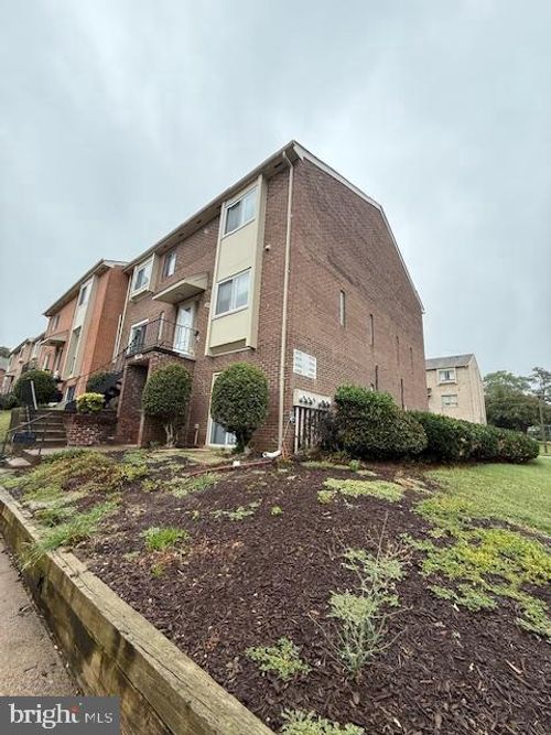 207-4570 Conwell Dr, ANNANDALE, VA, 22003-3519 | Card Image