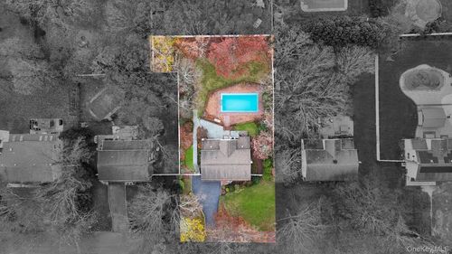 18 Leary Ln, Nesconset, NY, 11767-1810 | Card Image