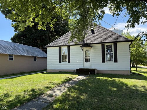 7077 W 450 S, Williamsport, IN, 47993-8228 | Card Image