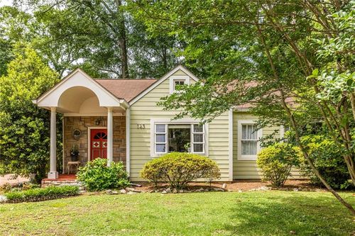 143 Hood Cir, Decatur, GA, 30030-3537 | Card Image
