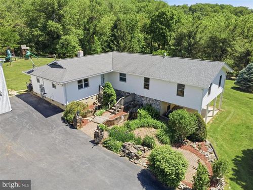 2915 Fry Rd, JEFFERSON, MD, 21755-7422 | Card Image