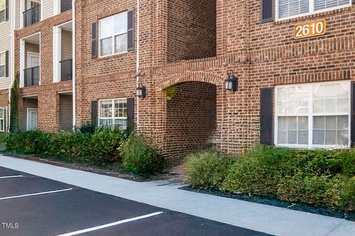 apt-101-2610 Oldgate Dr, Raleigh, NC, 27604-4442 | Card Image