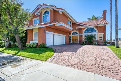 3372 Venture Dr, Huntington Beach, CA, 92649 | Card Image