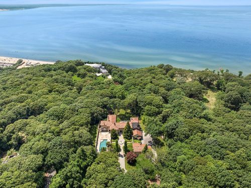 7 Dodge Ln, Setauket, NY, 11733-1507 | Card Image