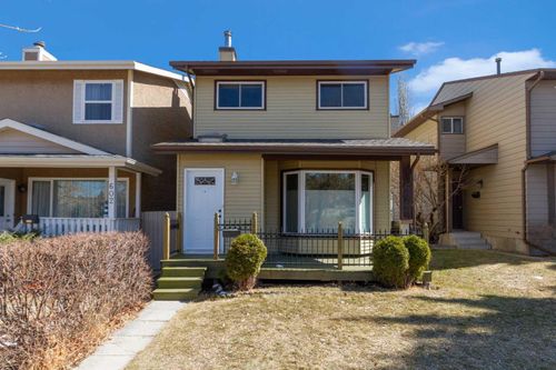 604 Strathcona Drive Sw, Calgary, AB, T2H1K4 | Card Image