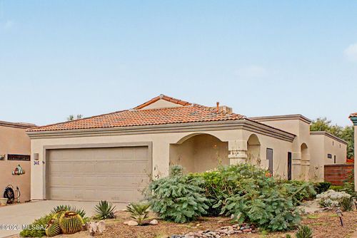 175 N Crescent Bell Dr, Green Valley, AZ, 85614-3280 | Card Image