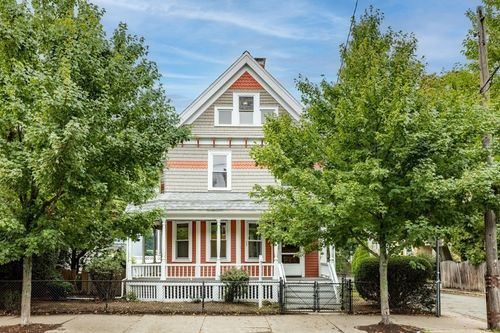 136 Elm Street, Cambridge, MA, 02140 | Card Image