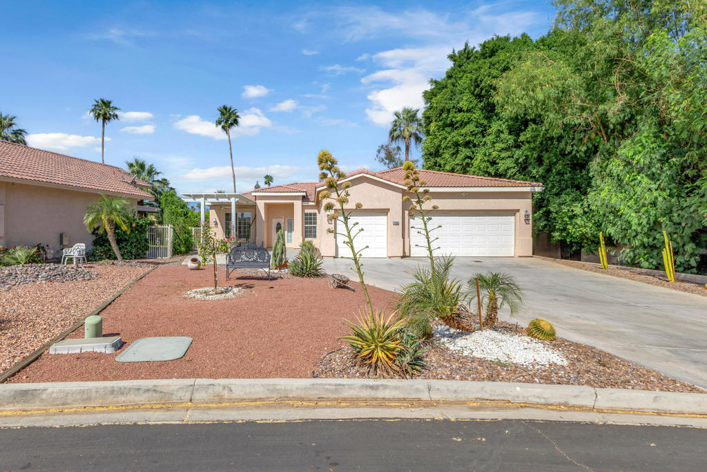 Residential in Indio