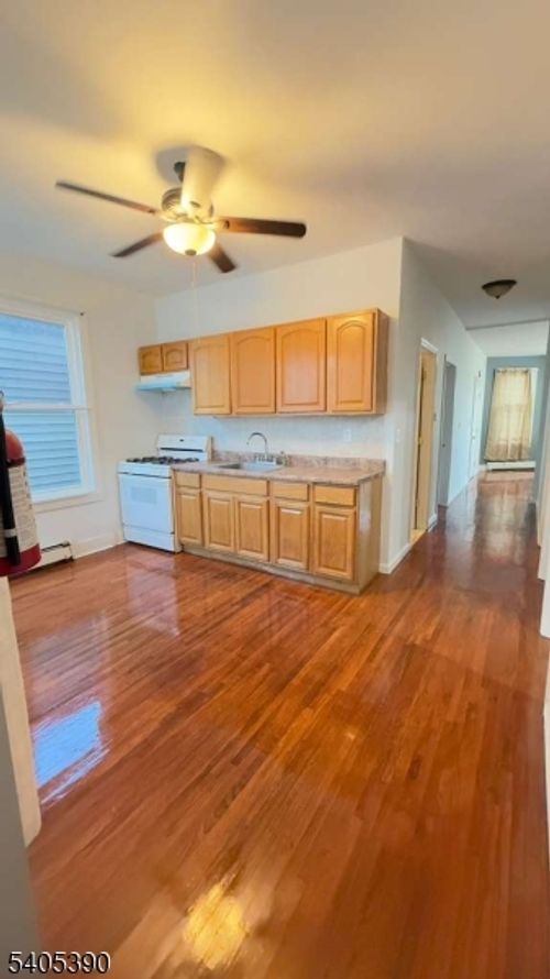 289 N 8th St, Prospect Park, NJ, 07508-2038 | Card Image