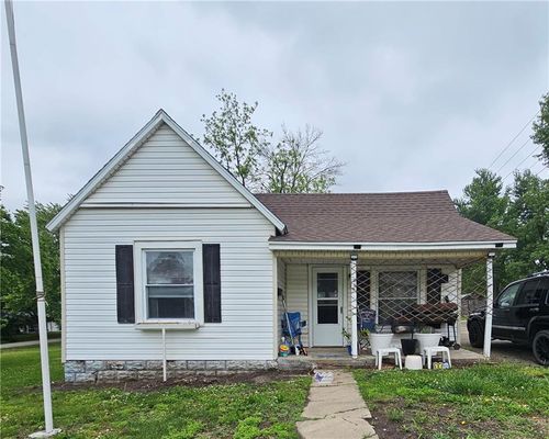 324 15th St, Horton, KS, 66439-1539 | Card Image