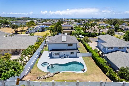 270 Puumakani St, Kahului, HI, 96732-3149 | Card Image