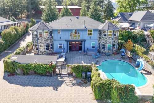 1051 S Main St, Willits, CA, 95490-4301 | Card Image