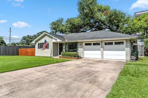 1803 Locksford St, Houston, TX, 77008-1007 | Card Image
