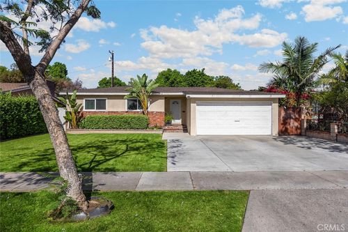 1344 S Douglas St, Santa Ana, CA, 92704-3707 | Card Image