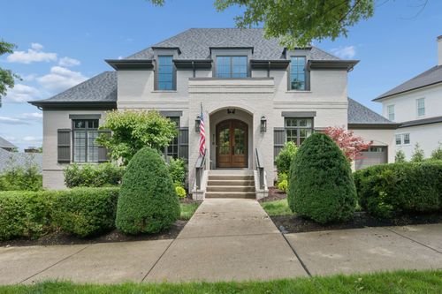 318 Morning Mist Ln, Franklin, TN, 37064-8652 | Card Image