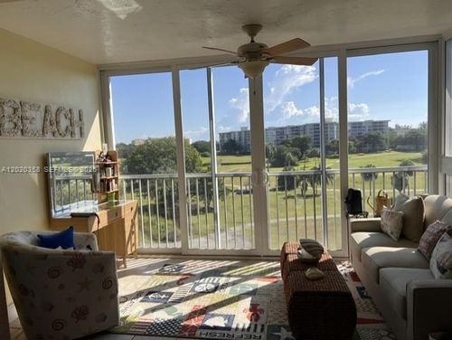603-2901 S Palm Aire Dr, Pompano Beach, FL, 33069-6601 | Card Image
