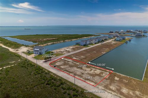 2 Hawkeye, Hitchcock, TX, 77563-2596 | Card Image