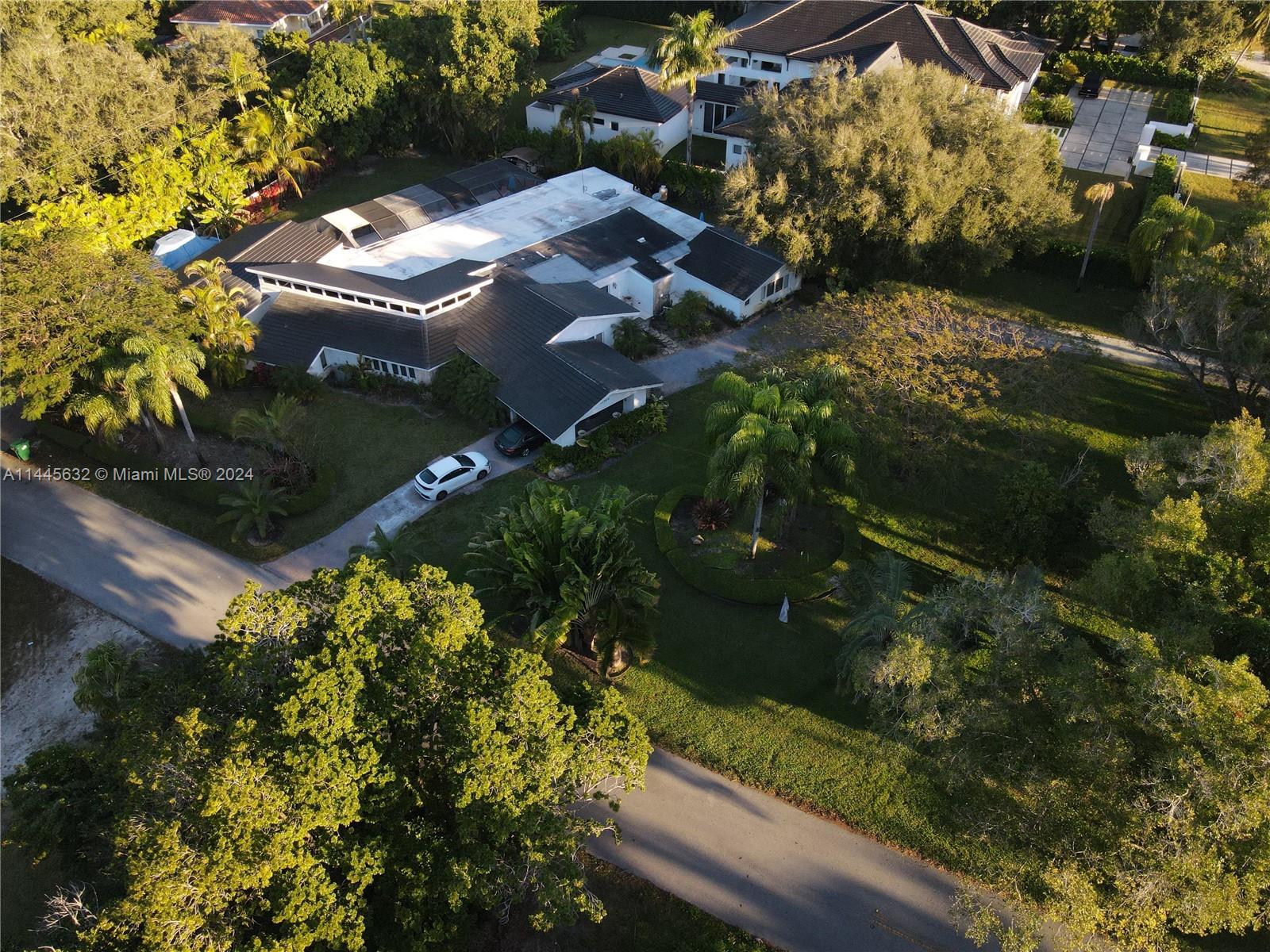 Old Cutler Rd, Palmetto Bay, FL 33158