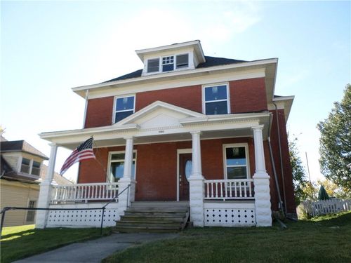 1020 Santa Fe St, Atchison, KS, 66002-2340 | Card Image