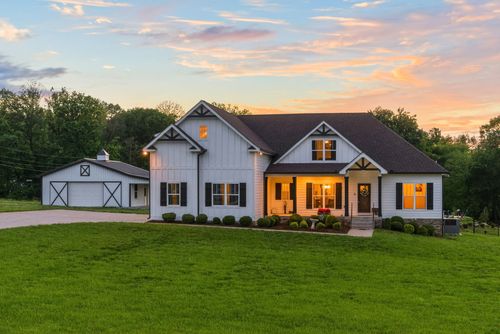 3378 New Hall Rd, Greenbrier, TN, 37073-4872 | Card Image