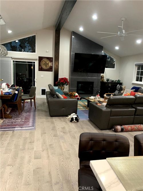 5442 W 76th St, Westchester, CA, 90045-3208 | Card Image