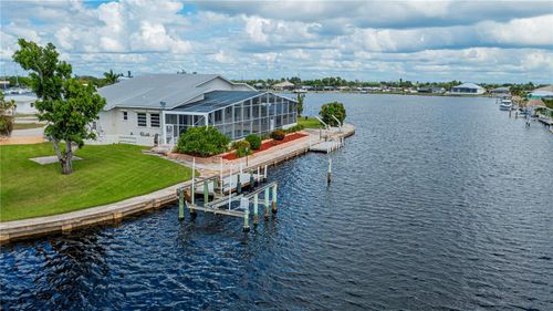 171 Morgan Ln Se, PORT CHARLOTTE, FL, 33952-9132 | Card Image