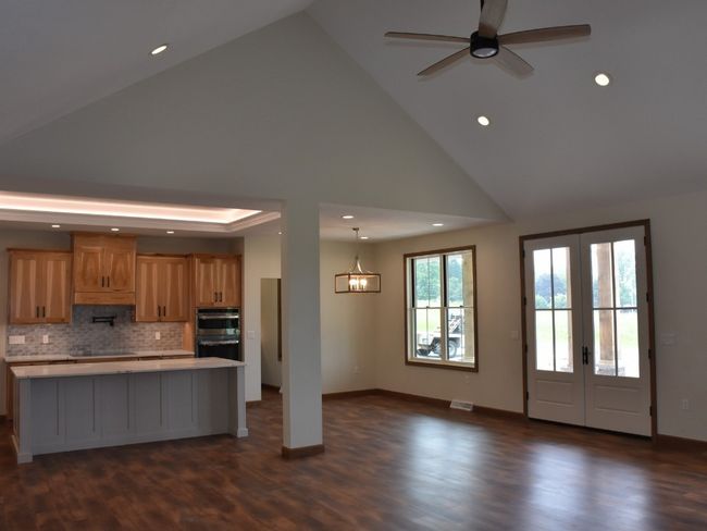 15990 Meadow Dr, House other with 3 bedrooms, 4 bathrooms and null parking in Saegertown PA | Image 12
