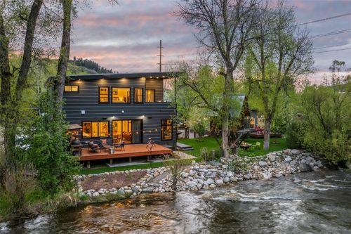 410 River Rd, Steamboat Springs, CO, 80487-9310 | Card Image