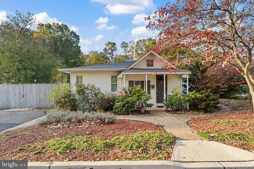 26 W 1st Ave, PINE HILL, NJ, 08021-6133 | Card Image