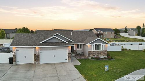 5523 Lakefield Cir, Ammon, ID, 83406-5504 | Card Image
