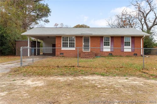 2703 E Brinkley Dr, Spring Lake, NC, 28390-1715 | Card Image