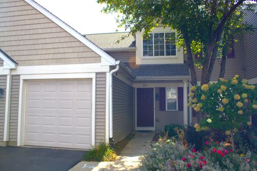 unit-203-2219 Waterleaf Ct, Naperville, IL, 60564-4973 | Card Image