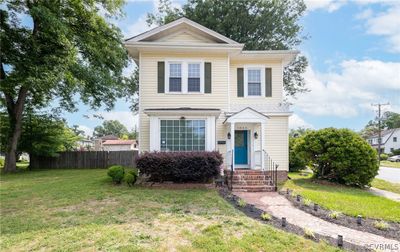 View of front of home with a front lawn | Image 2