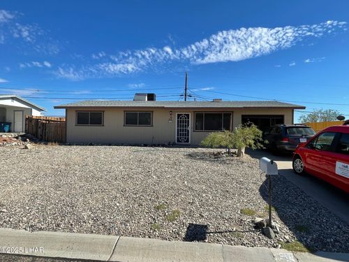 2110 Commander Dr, Lake Havasu City, AZ, 86403-2919 | Card Image