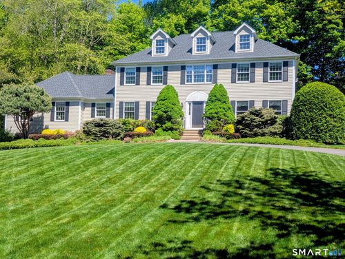 109 Benedict Rd, Monroe, CT, 06468-1252 | Card Image