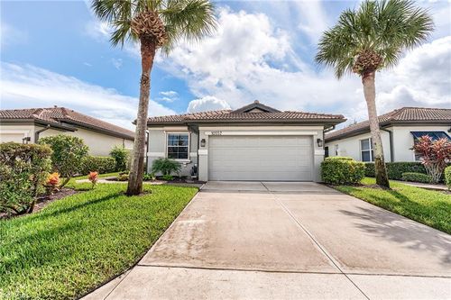 10557 Avila Cir, FORT MYERS, FL, 33913-7040 | Card Image
