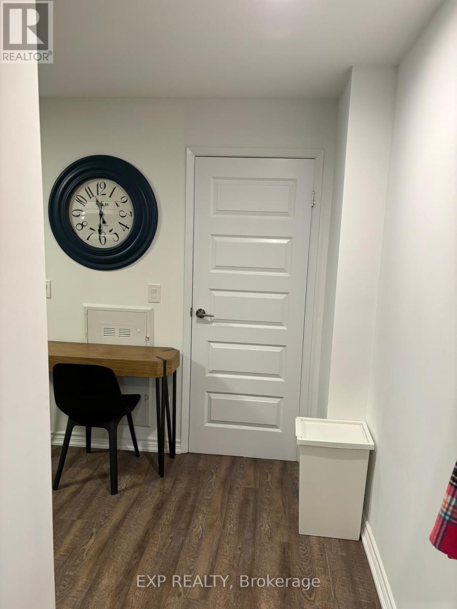 Residential Lease in Waterloo 5