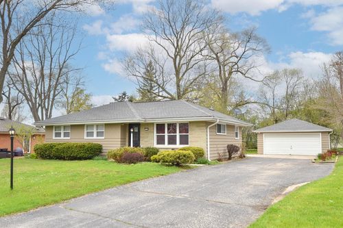 5760 W Betty Lane, Brown Deer, WI, 53223 | Card Image