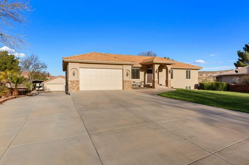 3403 Mulberry Dr, St George, UT, 84790-7532 | Card Image