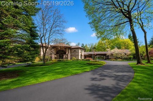 1800 Tiverton Rd, Bloomfield Hills, MI, 48304-2327 | Card Image