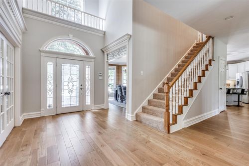 300 Southridge Lakes Pkwy, Southlake, TX, 76092-5906 | Card Image